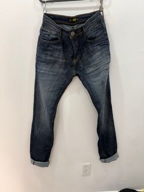 Men's Dark Wash Blue Jeans - Classic Slim Fit